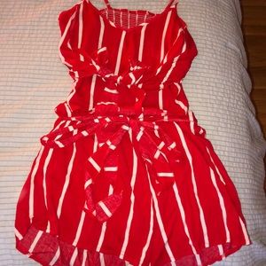 Two Piece looks like a romper when on